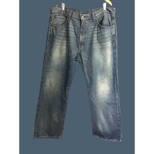 POLO JEANS - MEDIUM  WASH STRAIGHT LEG MEN'S JEANS SIZE 40X30